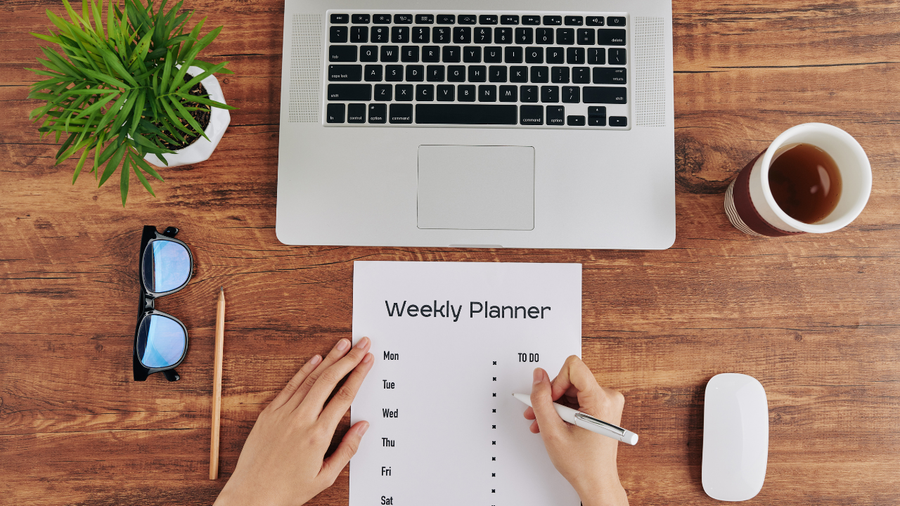 Weekly & Monthly Tracker